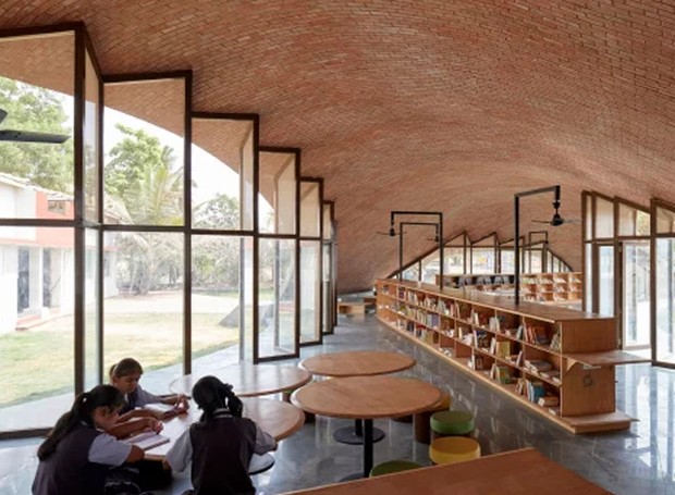 interior-biblioteca-india
